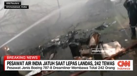 VIDEO: Pesawat Air India Jatuh Saat Lepas Landas, 242 Tewas