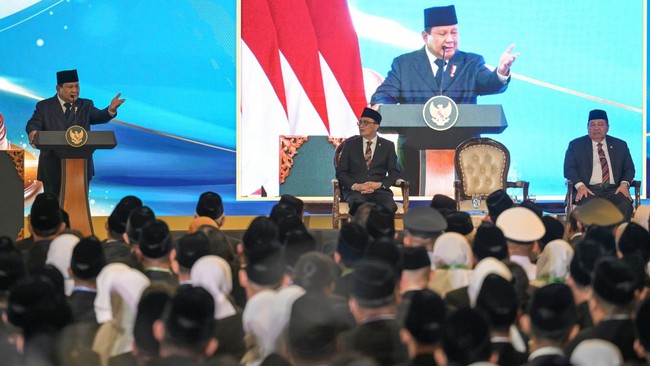 Presiden RI Prabowo Subianto mengatakan rela memotong anggaran TNI dan Polri demi menaikkan gaji hakim di Indonesia.