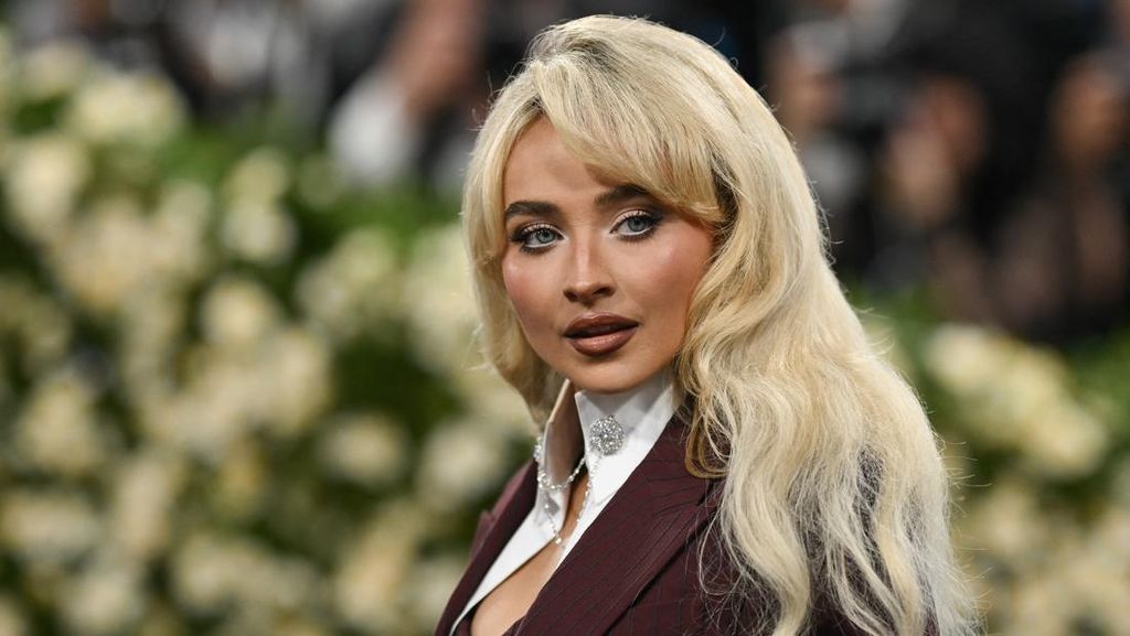 Sabrina Carpenter Minta Maaf Blunder soal Zaghrouta di Coachella