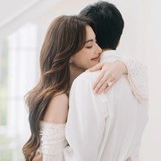 7 Tahun Pacaran, Intip Momen Tunangan Davika Hoorne dan Ter Chantavit yang Curi Perhatian