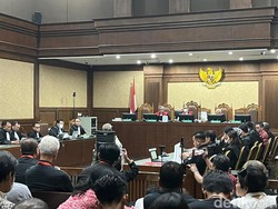 Makna Tersembunyi di Kasus Hasto dari Kacamata Ahli Bahasa UI
