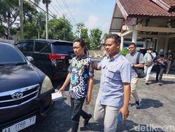 Pembuat Ngaku Video AI Umrah ke Candi Borobudur Konten Iklan Kemenyan