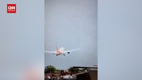 VIDEO: Detik-detik Pesawat Air India Bawa 242 Penumpang Jatuh