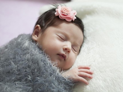 Arti Nama Maura dan 30 Rangkaian untuk Anak Perempuan, Modern & Penuh Cinta