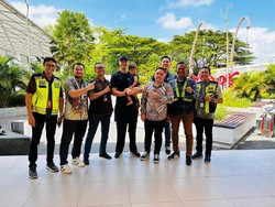 Emil Audero dan Kevin Diks Nikmati Liburan di Lombok