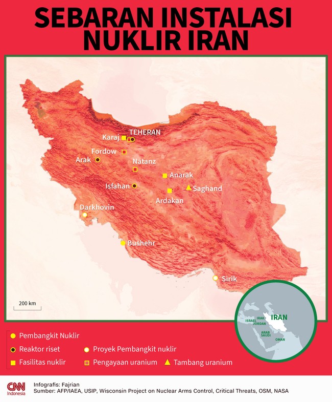 Berikut infografis mengenai peta persebaran instalasi nuklir di Iran, termasuk pusat pengayaan uranium untuk senjata nuklir.