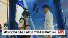 VIDEO: Mencoba Simulator Terjun Payung