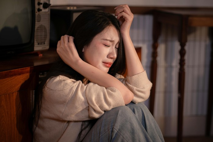Mengenal Fenomena Good Girl Fatigue Ketika Perempuan Lelah Jadi Sempurna/Foto: Pexels/Minh Tran