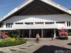 Ruangan di DPR Aceh Terbakar, Diduga Api dari AC