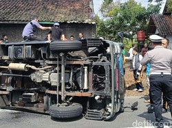 Tergulingnya Mobil Lapas Tasikmalaya Pembawa Rombongan Narapidana