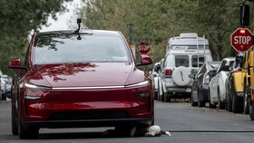 Tesla Mulai Uji Coba Robotaxi, Tarifnya Segini
