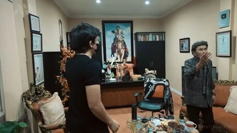 Rumah Rhoma Irama Rumah Rhoma Irama