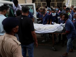 Cerita Korban Selamat Jatuhnya Pesawat Air India