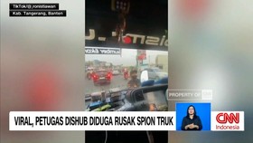 VIDEO: Viral, Petugas Dishub Diduga Rusak Spion Truk
