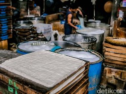 Serakahnomics dan Penguatan KPPU