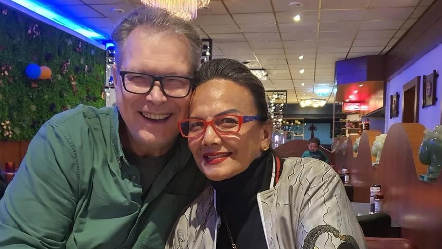 25 Tahun dengan Suami Mualaf&comma; Christine Hakim Curhat soal Anak Adopsi