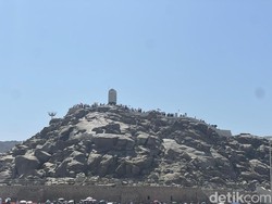 Fakta Jabal Rahmah yang Diyakini Jadi Tempat Bertemunya Adam dan Hawa