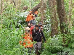 WN Slovakia Jatuh Gunung Agung Ditemukan Selamat, Proses Evakuasi 3,5 Jam