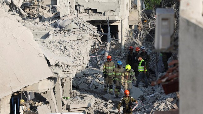 Iran Lancarkan Serangan 'True Promise III' ke Israel Iran meluncurkan serangan yang dinamakan 'True Promise III' sebagai aksi balasan terhadap Israel.