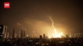 VIDEO: Detik-detik Mencekam Rudal Iran Gempur Israel