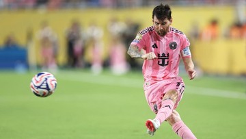 Sorotan Dunia Olahraga CNN Sport : Kata-kata Messi Usai Cetak Gol Indah dari Tendangan Bebas Lawan Porto