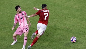Berita Panas dari Dunia Sport CNN : FOTO: Lionel Messi Apes, Inter Miami Imbang Lawan Al Ahly