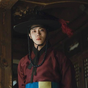 5 Drakor Terbaik yang Dibintangi Choo Young Woo Selain Between Steps