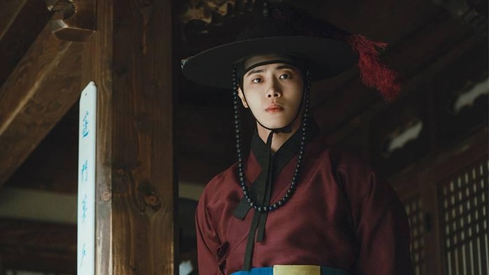 5 Drakor Terbaik yang Dibintangi Choo Young Woo Selain Between Steps