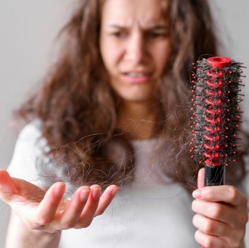 5 Makanan Kaya Nutrisi yang Bantu Rambut Lebih Sehat dan Kuat, Bye Rontok!