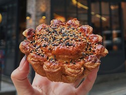 Pie Rendang Rp 99 Ribu di Hong Kong Laris Diantre!