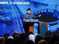 Prabowo Ajak Investor Dalam dan Luar Negeri Bangun Proyek Giant Sea Wall