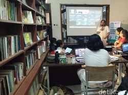 Ratih Kumala hingga Dee Lestari Ramaikan Singaraja Literary Festival 2025