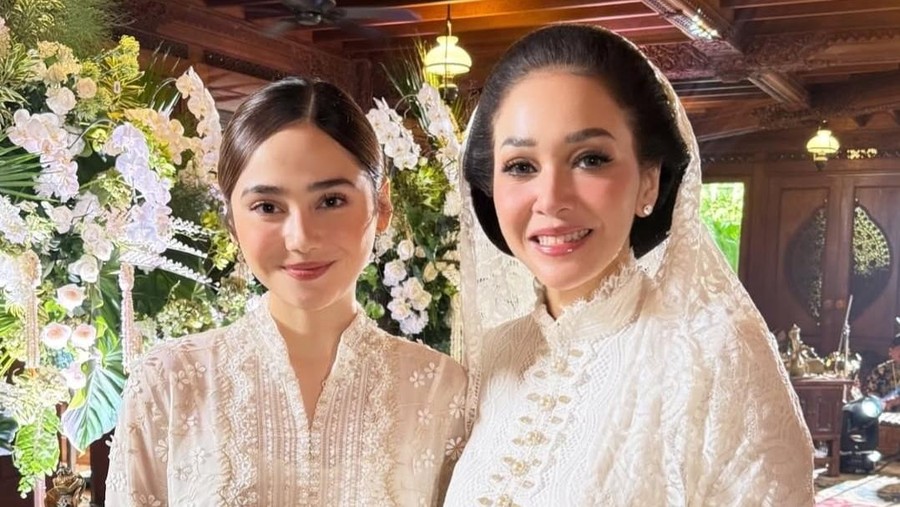 Syifa Hadju di acara siraman Al Ghazali&period;