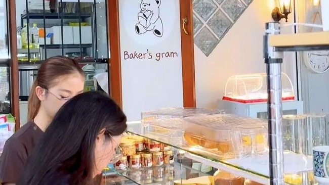 Baker's Gram, usaha kuliner yang didirikan Ratna berkembang menjadi kafe modern berkat dukungan BRI dan siap ekspor ke pasar internasional.