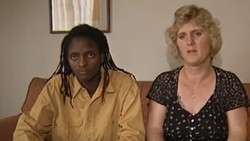 img-title Nasib Wanita yang Tinggalkan Keluarga demi Prajurit Kenya, Kini Hidup Susah