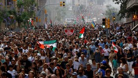 Polisi Inggris Tangkap 425 Orang dalam Demo Pro-Palestina