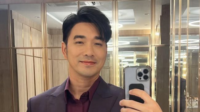 Seorang penyanyi Thailand juga punya nasib yang sama, jadi satu-satunya orang selamat dari kecelakaan pesawat 27 tahun lalu dan ia juga duduk di kursi 11A.