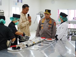 Kapolri Tinjau SPPG Polda Bali, Pastikan Dukung Program MBG Pemerintah
