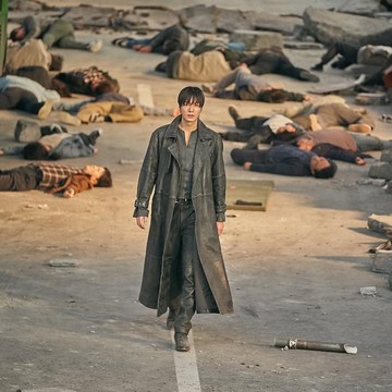 img-title Comeback Film Setelah Sekian Lama, Simak Potret Lee Min Ho di Omniscient Reader yang Segera Tayang