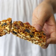 7 Makanan Ultra Proses yang Masih Baik Dikonsumsi saat Diet