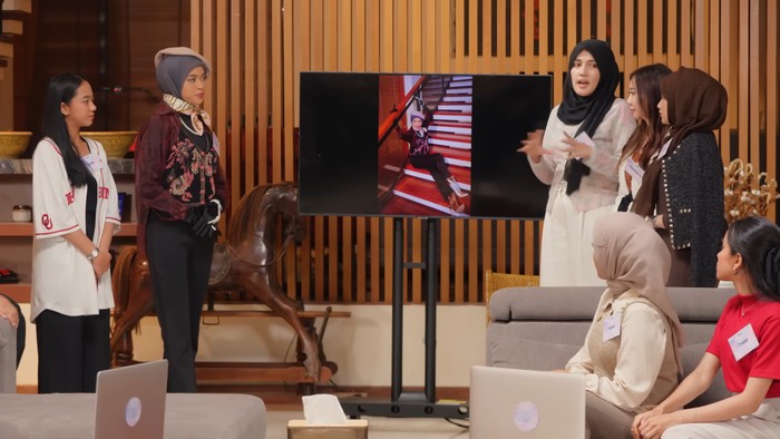 Para Finalis Ditantang Jadi Creative Director Dadakan! Intip Keseruannya di Episode 3 Reality Show “KAO presents TGC Jakarta 2025”