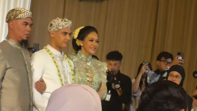 Akur, 7 Momen Ahmad Dhani dan Maia Estianty Antar Al Ghazali Lepas Masa Lajang Nikahi Alyssa