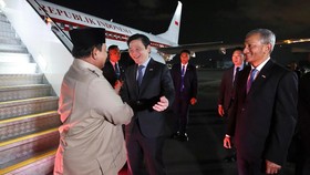 Prabowo Curhat soal Masa Kecil di Singapura ke PM Lawrence Wong
