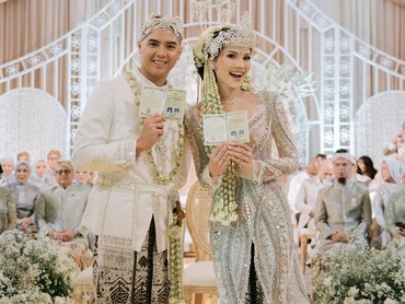 img-title Deretan Figur Publik yang Hadir di Acara Ngunduh Mantu Al Ghazali & Alyssa Daguise
