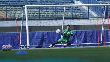 Sorotan Dunia Olahraga CNN Sport : 2 Pemain Persib Batal Ikut TC Timnas Indonesia U-23