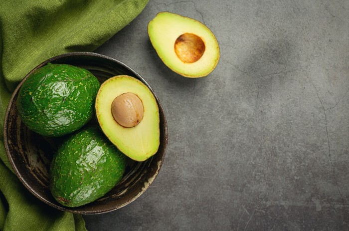 Masker pisang dicampur alpukat/Foto: freepik.com/jcomp