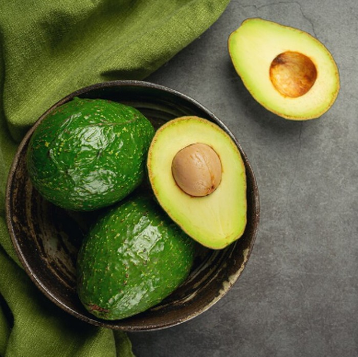 Masker pisang dicampur alpukat/Foto: freepik.com/jcomp