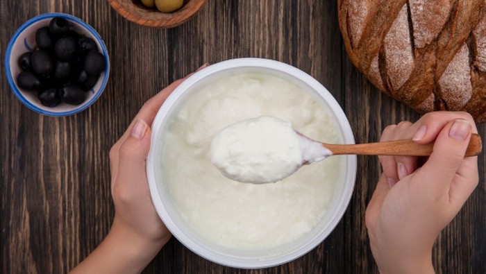 Masker pisang dicampur yogurt/Foto: freepik.com/stocking