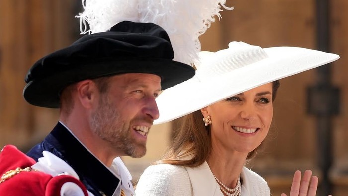 img-title Tahun Lalu Absen, Kate Middleton 'Comeback' di Garter Day 2025 Pakai Dress Putih Elegan dan Classy!