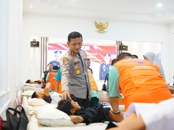 100 Anak Ikut Khitan Massal Polres Ponorogo Sambut HUT ke-79 Bhayangkara